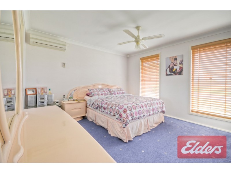 27 Fox Hills Crescent, Prospect NSW 2148