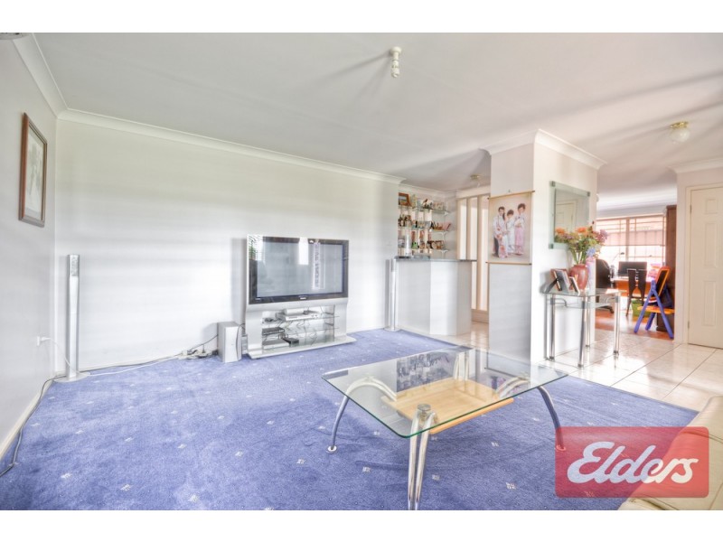 27 Fox Hills Crescent, Prospect NSW 2148