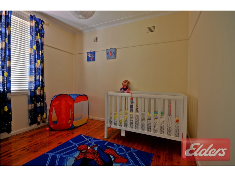 2 Gladys Crescent, Seven Hills NSW 2147