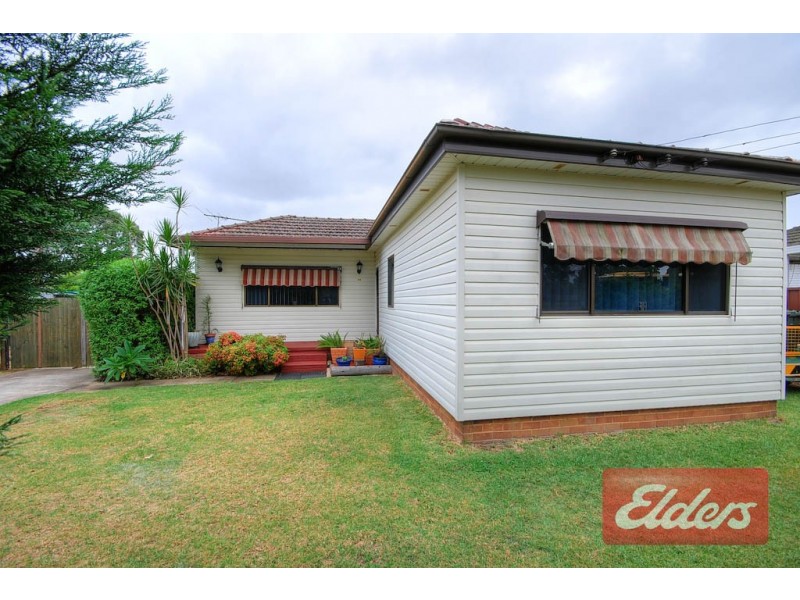 23 Station Road, Toongabbie NSW 2146
