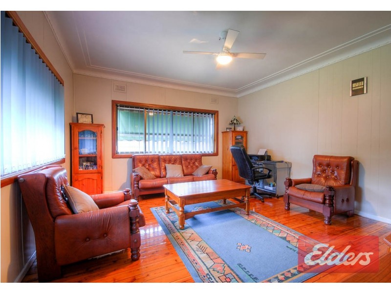 23 Station Road, Toongabbie NSW 2146