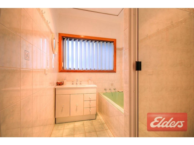 23 Station Road, Toongabbie NSW 2146