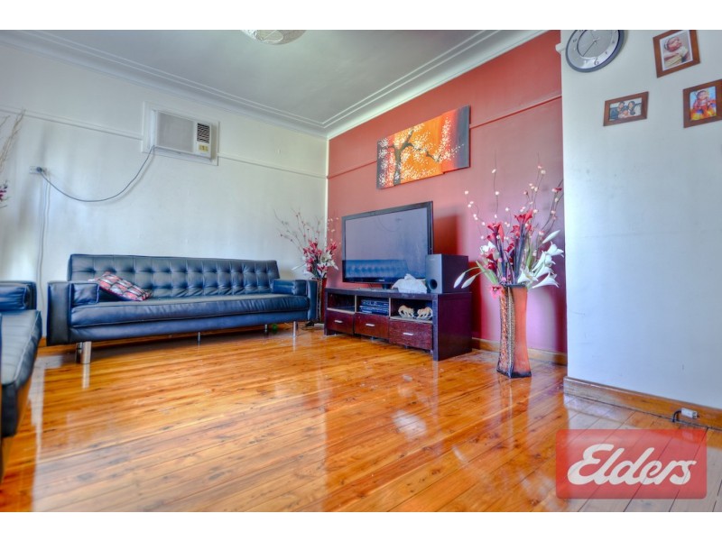 18 Pendle Way, Pendle Hill NSW 2145