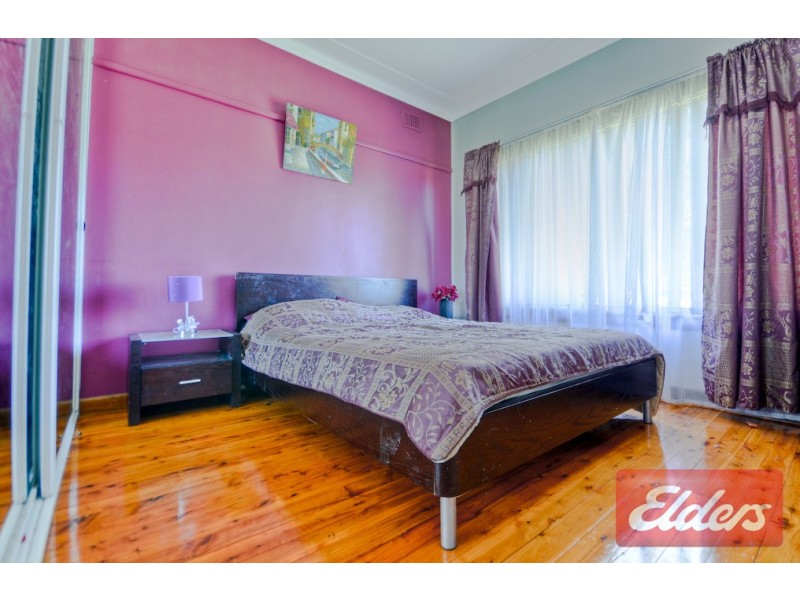 18 Pendle Way, Pendle Hill NSW 2145