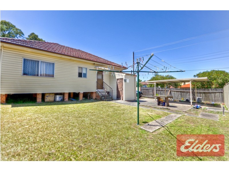 18 Pendle Way, Pendle Hill NSW 2145