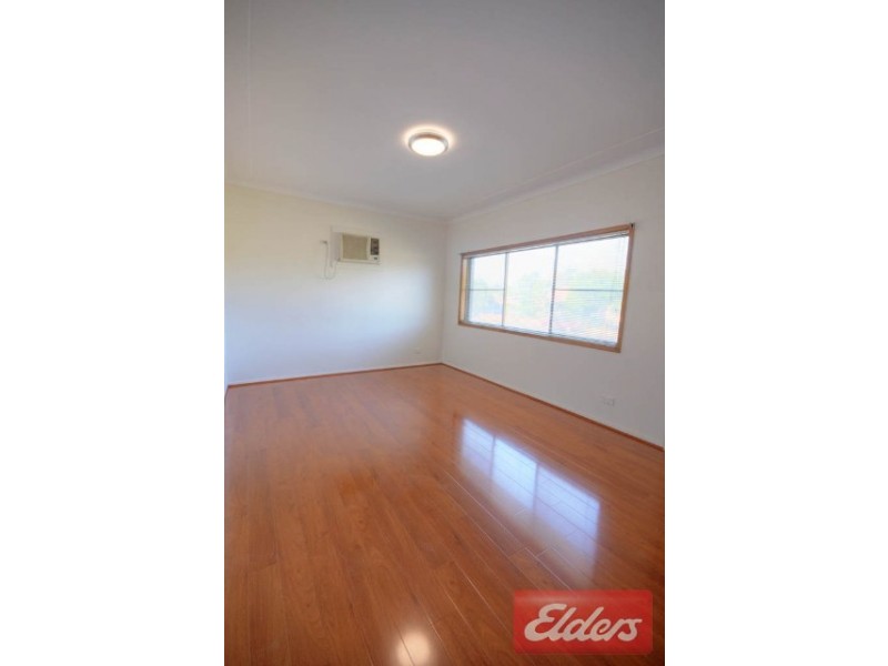 18 Bungaree Road, Toongabbie NSW 2146