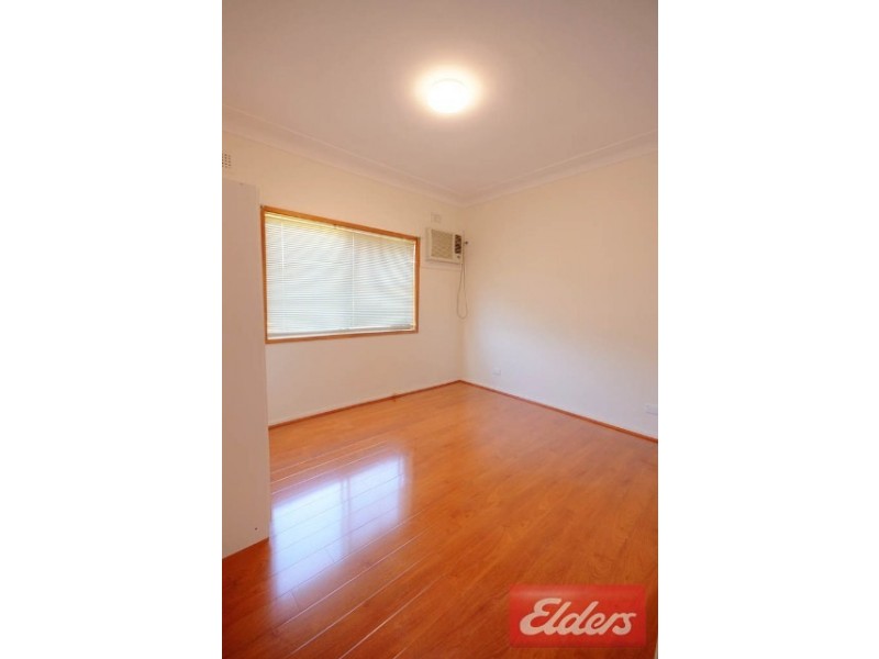 18 Bungaree Road, Toongabbie NSW 2146