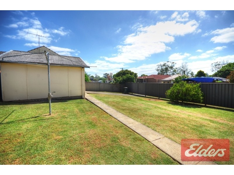 27 Hilltop Road, Merrylands NSW 2160