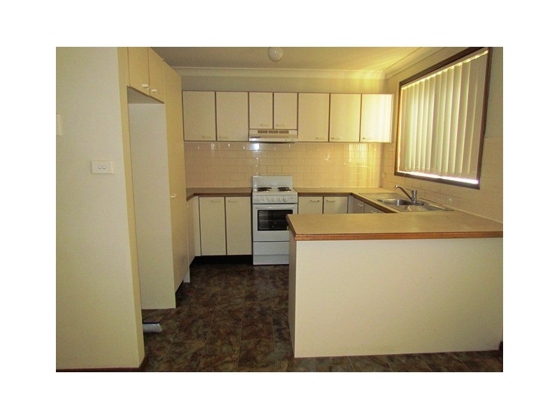 8/98-100 Metella Road, Toongabbie NSW 2146