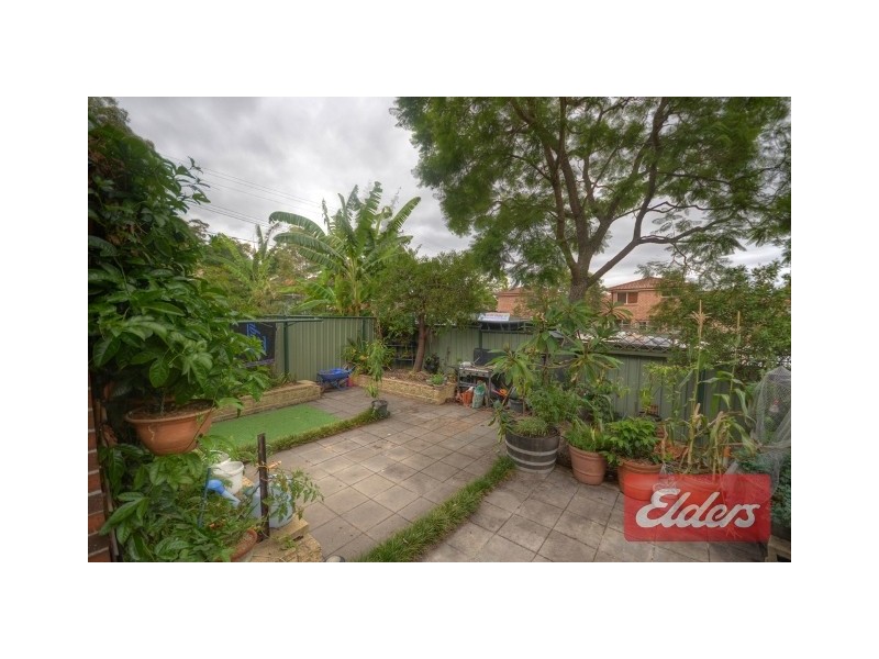 2/104 Metella Road, Toongabbie NSW 2146