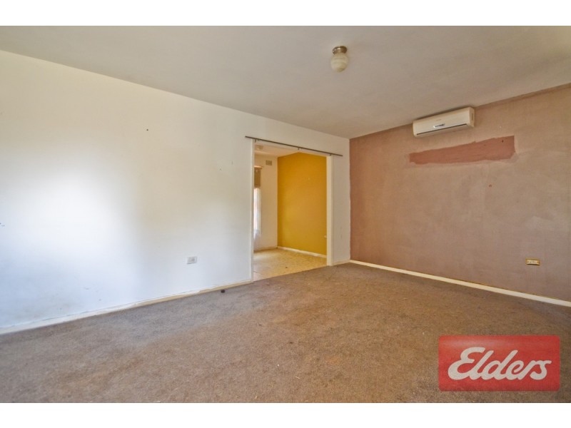 27 Oramzi Road, Girraween NSW 2145