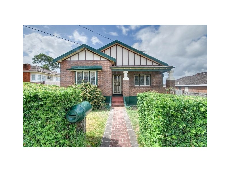 35 Cornelia Road, Toongabbie NSW 2146