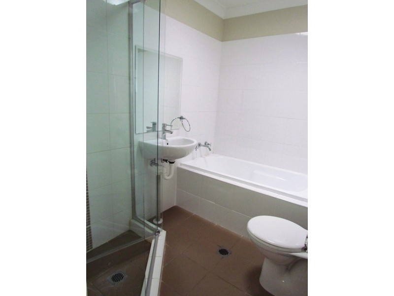 9/169 Cornelia Road, Toongabbie NSW 2146