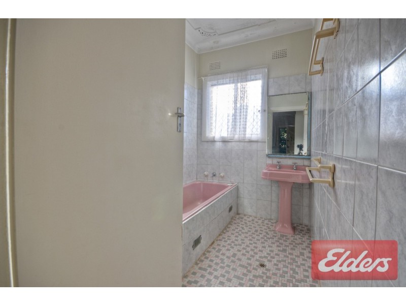 12 Ivy Street, Toongabbie NSW 2146