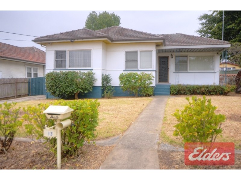 13 Bromfield Avenue, Toongabbie NSW 2146
