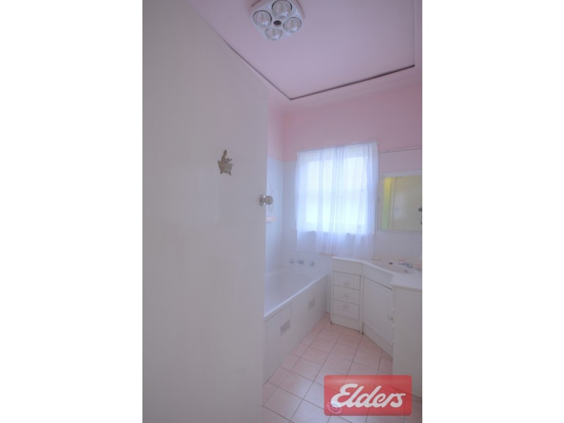 13 Bromfield Avenue, Toongabbie NSW 2146