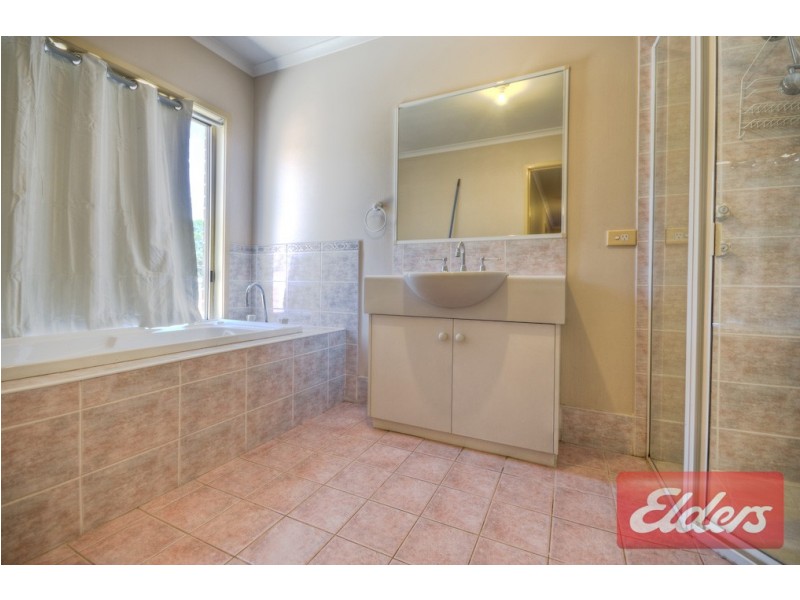 52 Bulli Road, Toongabbie NSW 2146