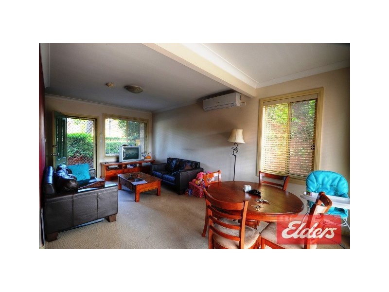 1/161 Targo Road, Girraween NSW 2145