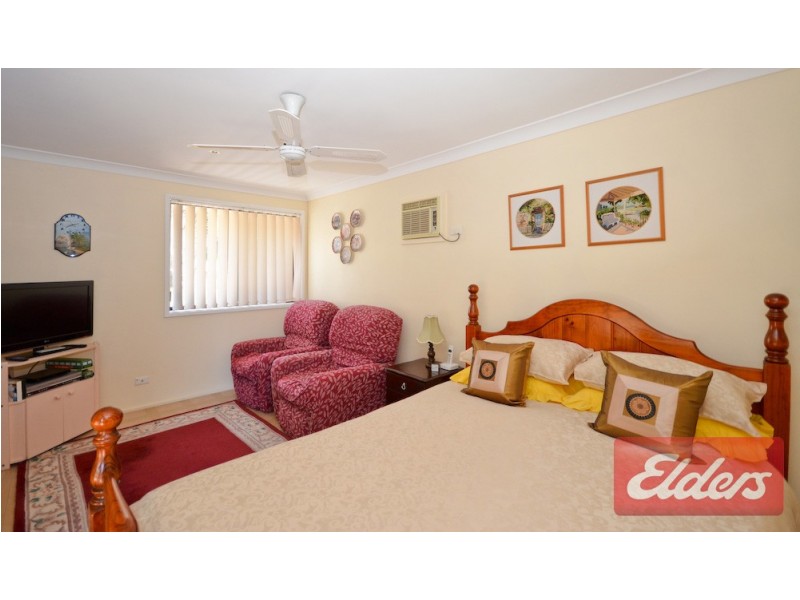 36 Vianney Crescent, Toongabbie NSW 2146