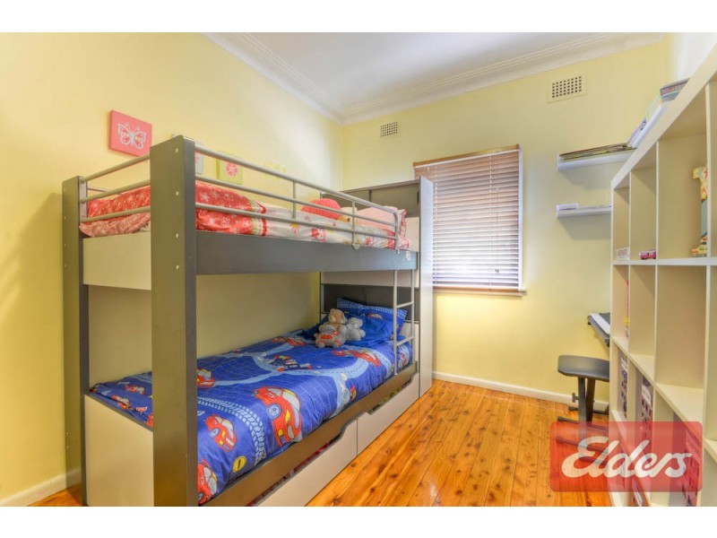 6 Preston Road, Old Toongabbie NSW 2146