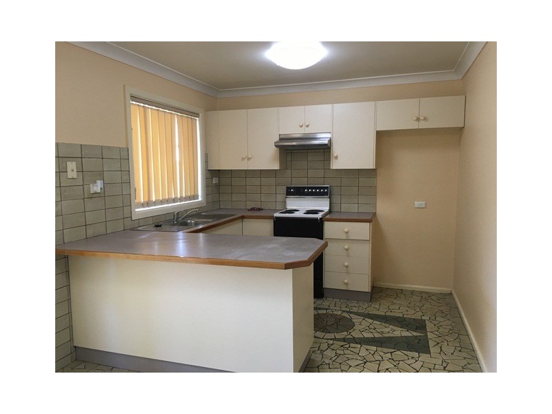 2/61A Grantham Road, Seven Hills NSW 2147