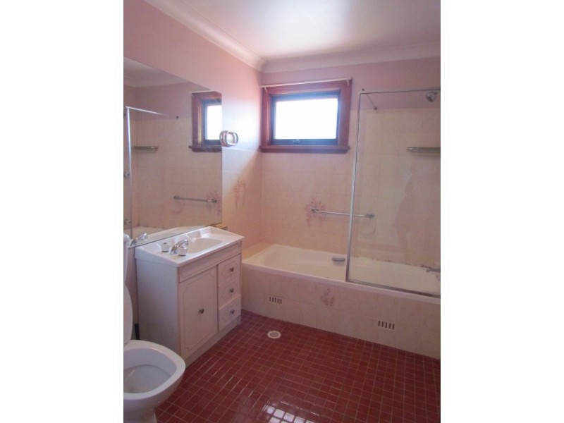 1/96 Pendle Way, Pendle Hill NSW 2145