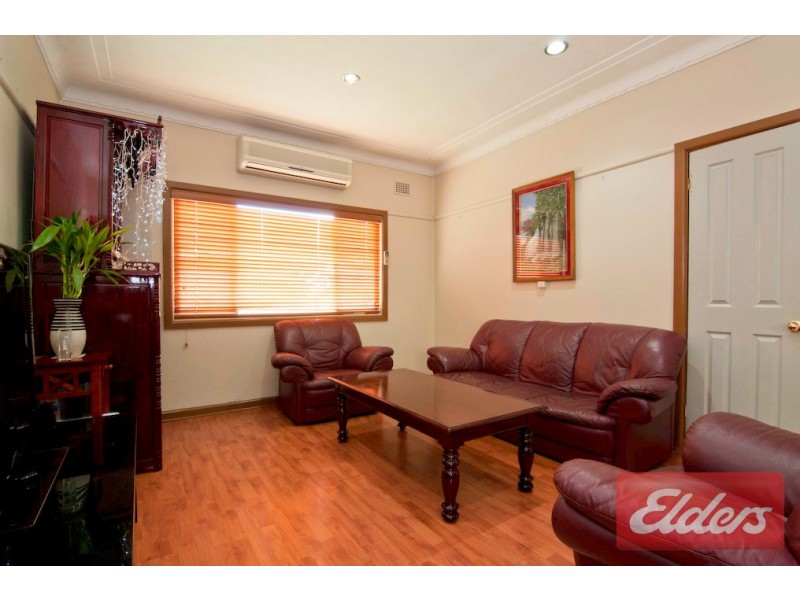 22 Binalong Road, Pendle Hill NSW 2145