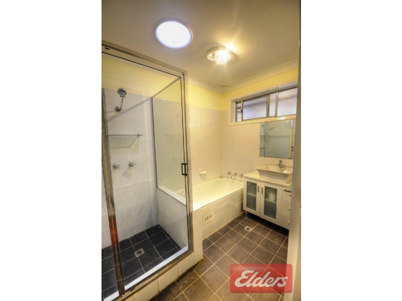 4 Nice Place, Seven Hills NSW 2147
