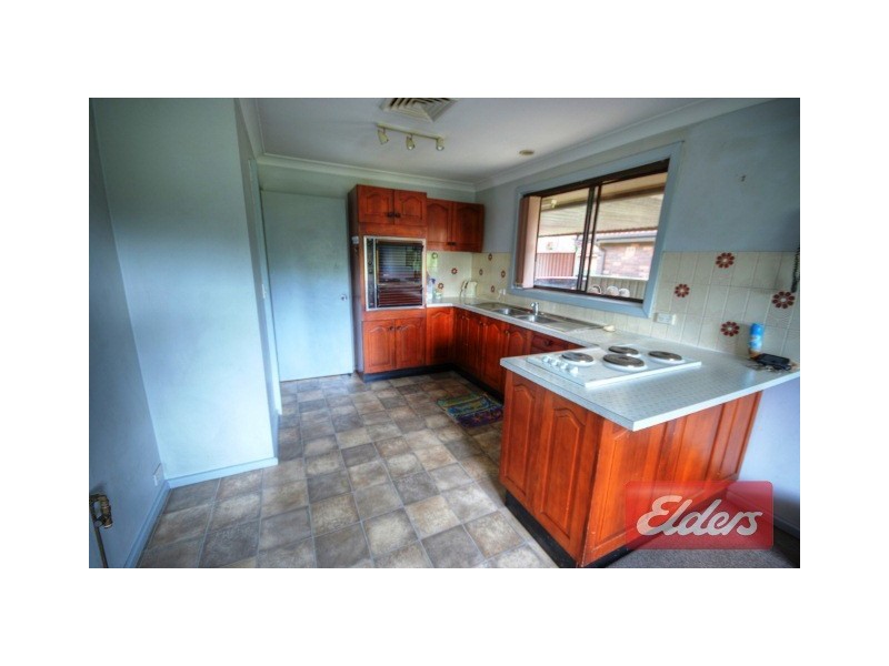 39 Chanel Street, Toongabbie NSW 2146