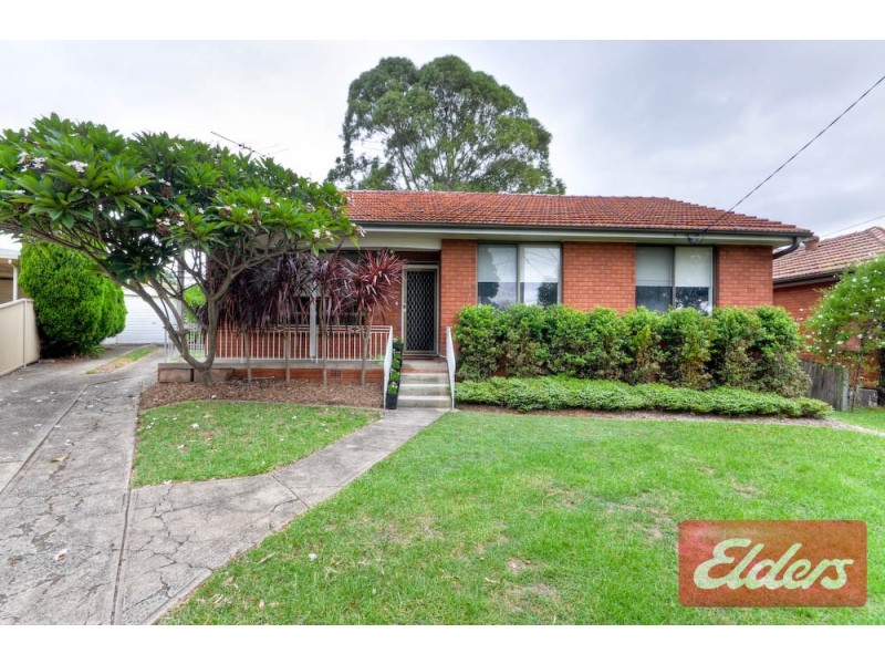 33 Favell Street, Toongabbie NSW 2146