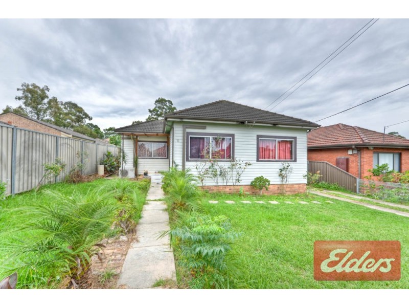 11 Parry Street, Pendle Hill NSW 2145