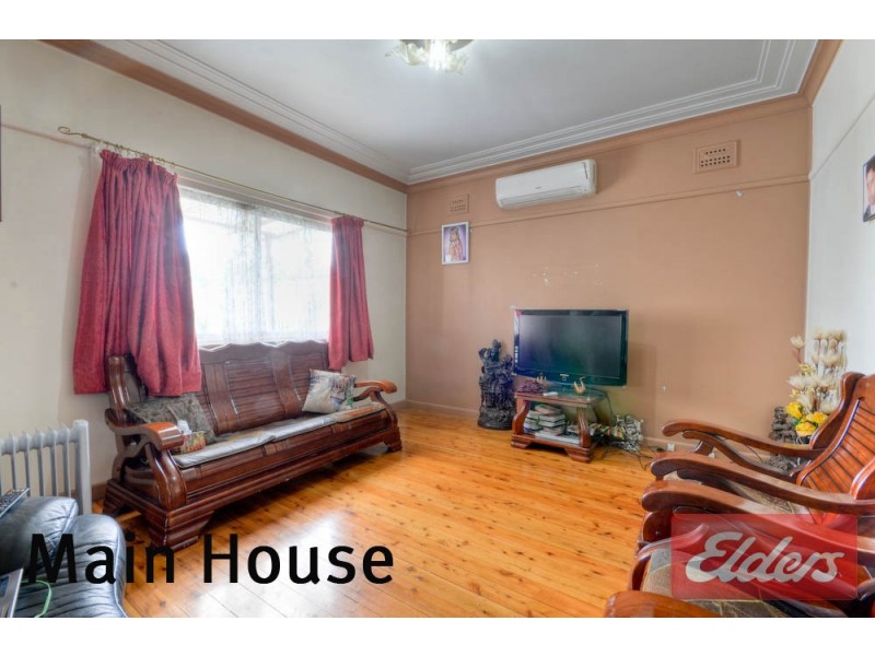 11 Parry Street, Pendle Hill NSW 2145