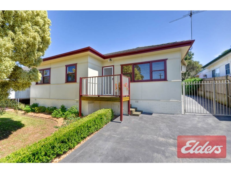 6 Preston Road, Old Toongabbie NSW 2146