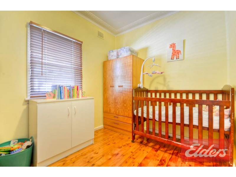 6 Preston Road, Old Toongabbie NSW 2146