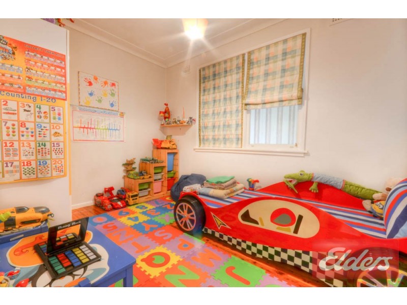 23 Favell Street, Toongabbie NSW 2146