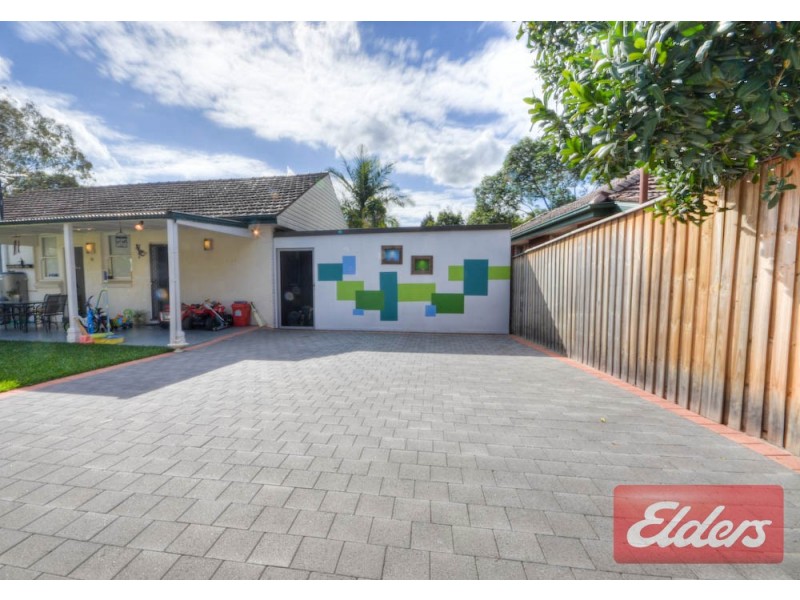 23 Favell Street, Toongabbie NSW 2146
