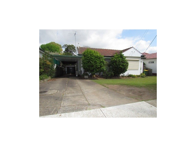 84 Bogalara, Toongabbie NSW 2146