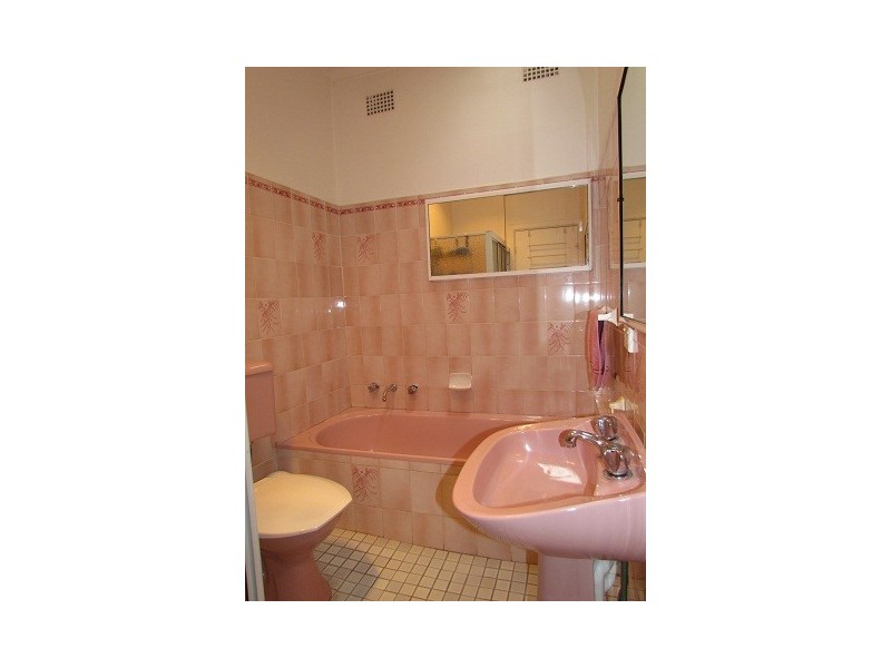 84 Bogalara, Toongabbie NSW 2146