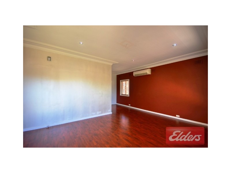 5 Harvey Place, Toongabbie NSW 2146