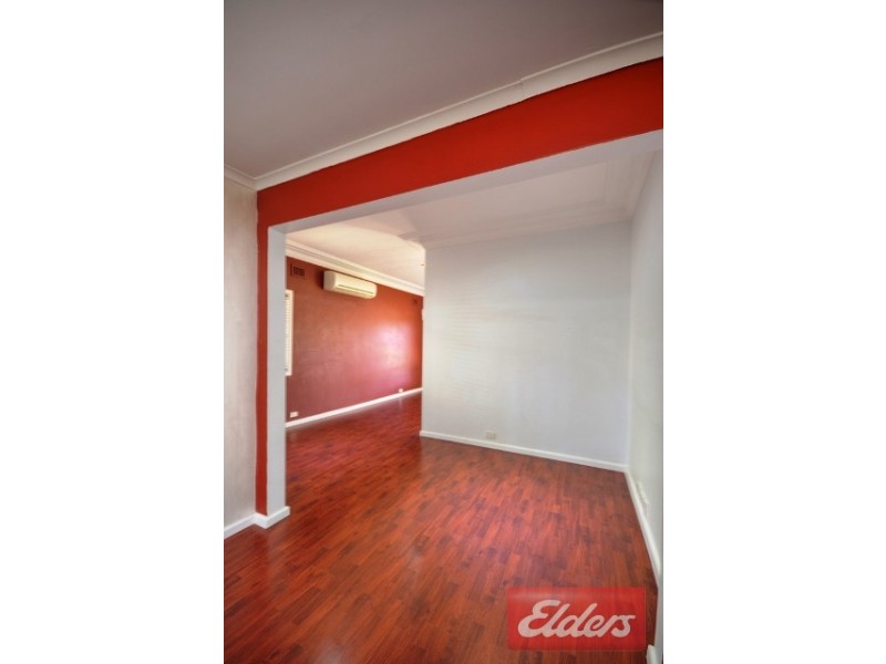 5 Harvey Place, Toongabbie NSW 2146