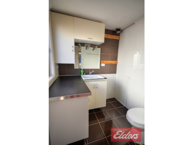 5 Harvey Place, Toongabbie NSW 2146