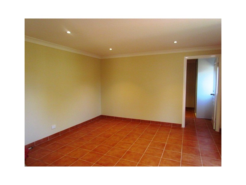 4A Macklin Street, Pendle Hill NSW 2145