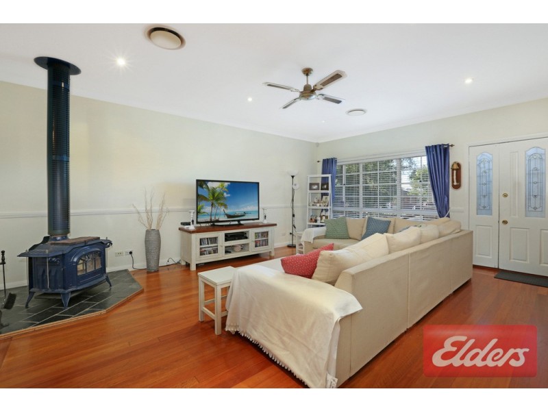 17 Picasso Crescent, Old Toongabbie NSW 2146