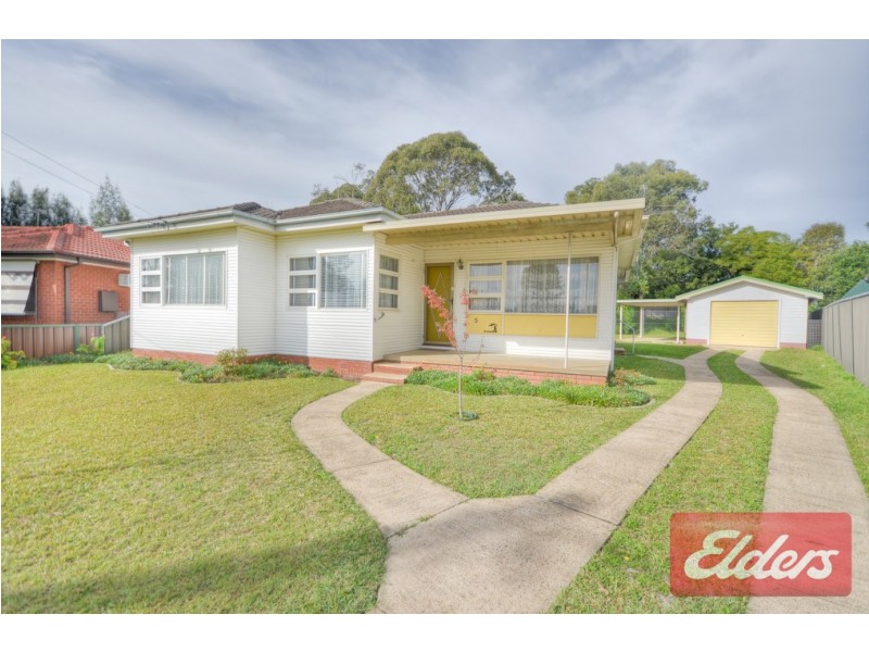 5 Cooyong Crescent, Toongabbie NSW 2146