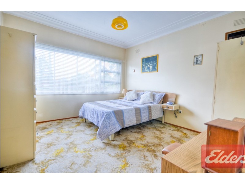 5 Cooyong Crescent, Toongabbie NSW 2146
