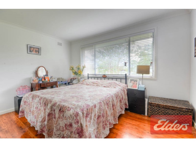 5 Garonne Road, Seven Hills NSW 2147