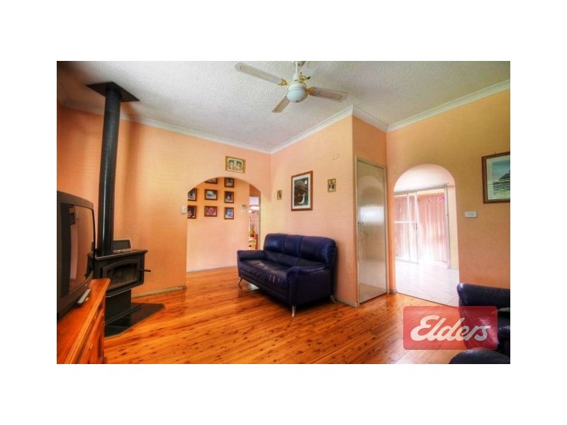 15 Denver Place, Toongabbie NSW 2146