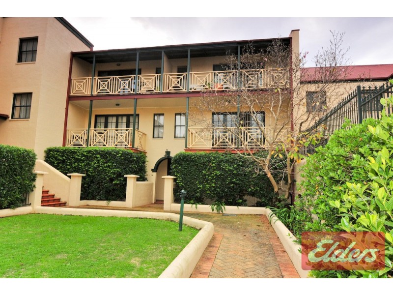 13/38 Cooyong Crescent, Toongabbie NSW 2146