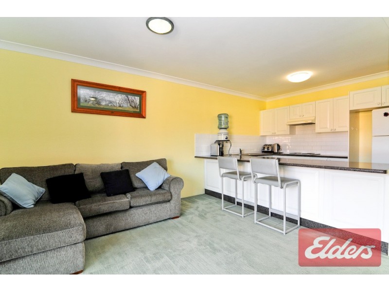 13/38 Cooyong Crescent, Toongabbie NSW 2146