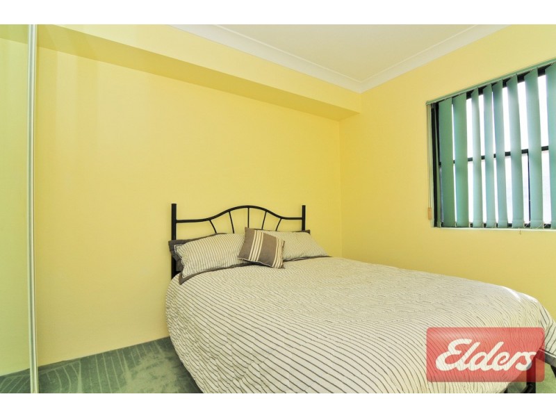 13/38 Cooyong Crescent, Toongabbie NSW 2146